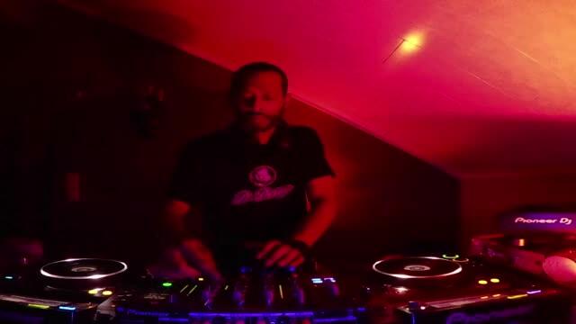 ⏯ Patrice-R 🔴 Techno And Acid Techno Mix